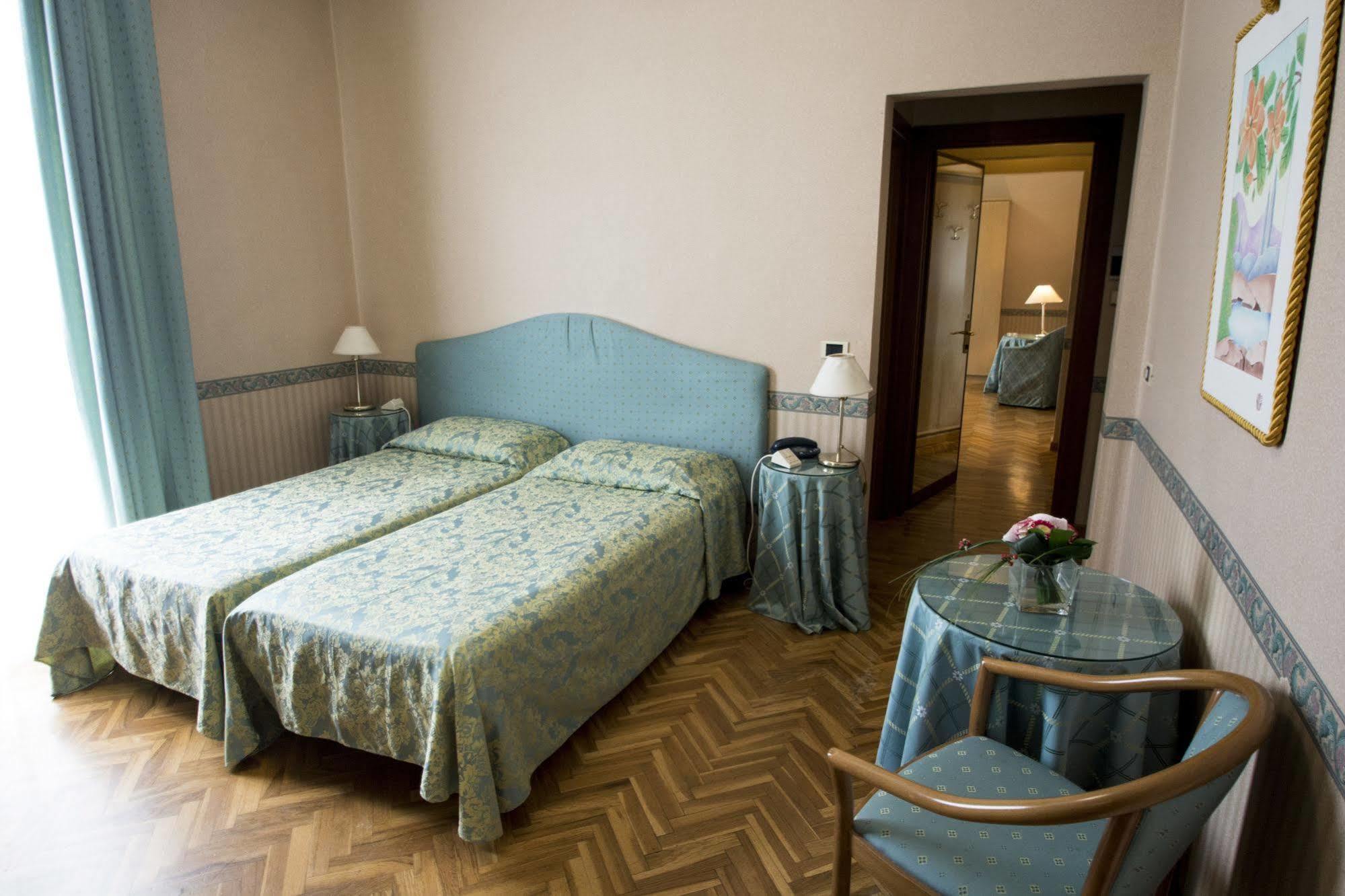 מונטה קטיני טרמה Hotel Giglio מראה חיצוני תמונה