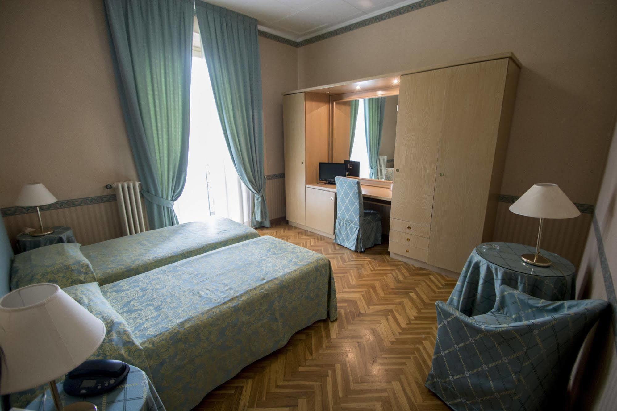 מונטה קטיני טרמה Hotel Giglio מראה חיצוני תמונה